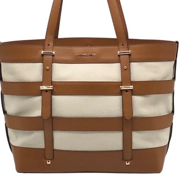 Michael Kors Handbags - Michael Kors Tan and Cream Cage Tote